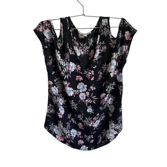 Pink Republic Junior Cold Shoulder V Neck Shirt Black with Floral Sz XS - Picture 1 of 4